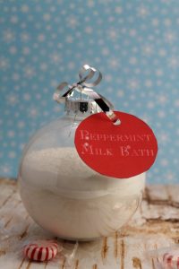 DIY Gift Idea: Peppermint Milk Bath Recipe - This Mama Loves