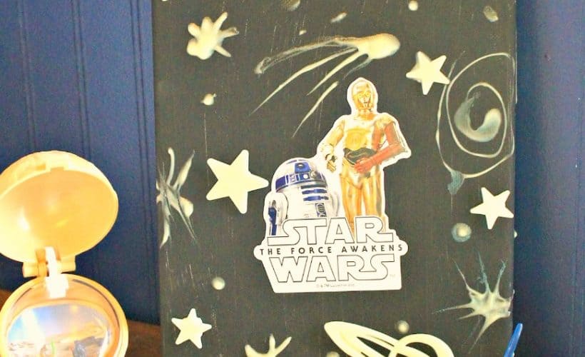 Star Wars Glow in the Dark Canvas DIY - This Mama Loves