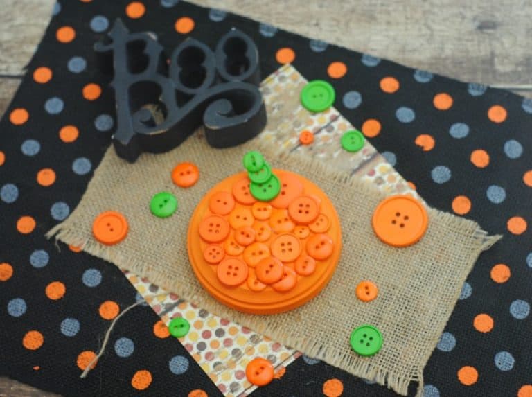 Fall Craft Idea: Button Pumpkin Craft - This Mama Loves