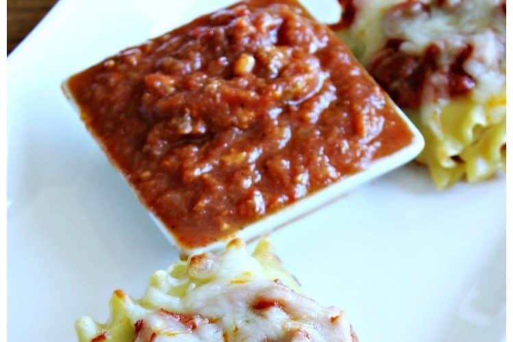 Easy Lasagna Rolls Recipe with Spinach from This Mama Loves