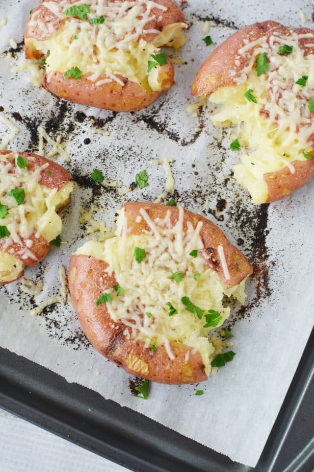 Garlic Parmesan Smashed Red Potatoes This Mama Loves 